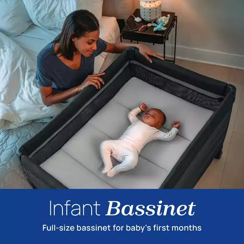 Parc pliable à installation instantanée Chicco Dash - Anthracite : Moïse portable, mousse de polyuréthane, conception pliable, capacité de 13,6 kg