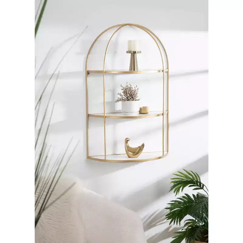 Étagère murale décorative à niveaux Freade 21" x 32" Blanc/Or - Kate & Laurel All Things Decor : Étagère flottante moderne en métal avec rangement ouvert