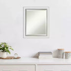 Amanti Art 19 po x 23 po Miroir mural encadré fin Eva Argent : Biseauté moderne, aucun assemblage requis