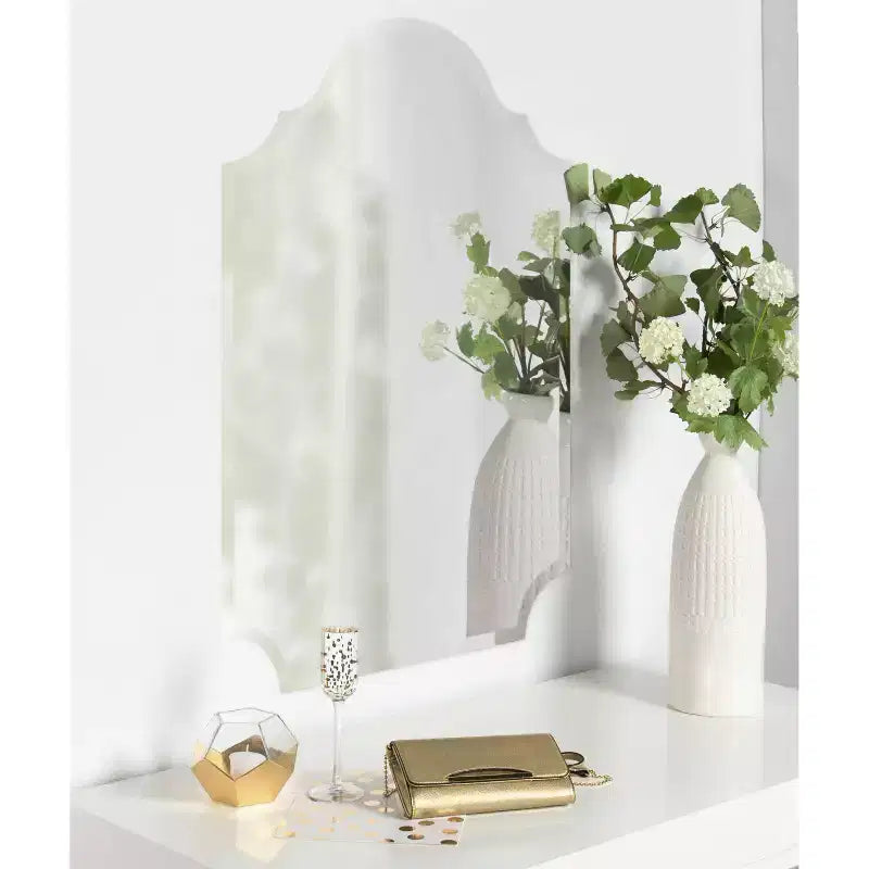 Miroir mural arqué Reign 24" x 36" argenté - Kate & Laurel All Things Decor : Style moderne, aucun assemblage, montage mural