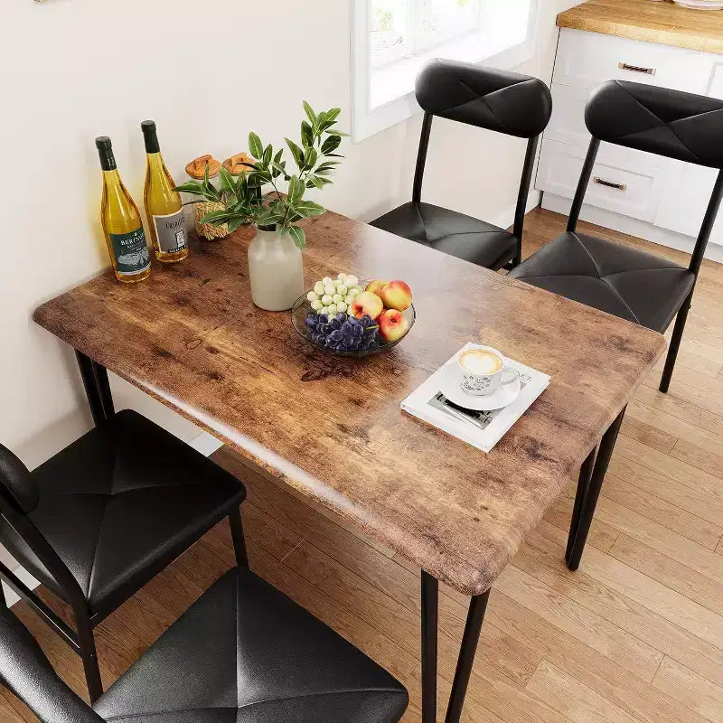 Ensemble de salle à manger 4 pièces pour petits espaces, table de cuisine avec 4 chaises rembourrées, meubles de salle à manger compacts pour appartements et maisons douillettes