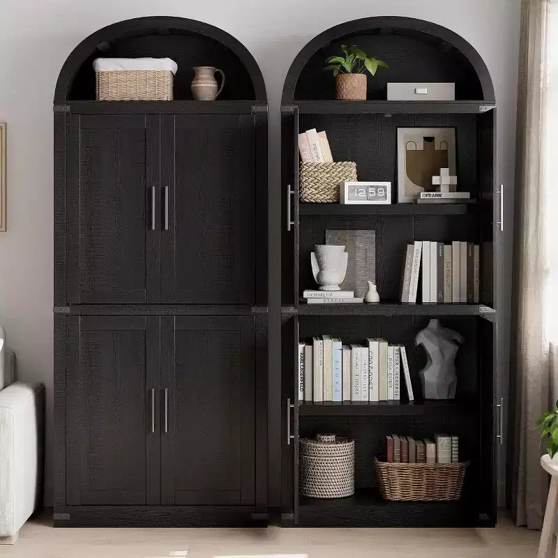 Bibliothèque arquée Acekool avec portes, meuble de rangement de style ferme de 181 cm de hauteur, étagères profondes, accents de verre, étagère de présentation en bois pour la maison, blanc