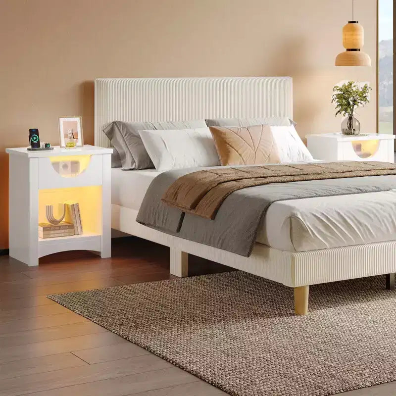 Bestier – Lot de 2 tables de chevet avec station de recharge, tables d'appoint LED modernes avec tiroir pour chambre à coucher et salon