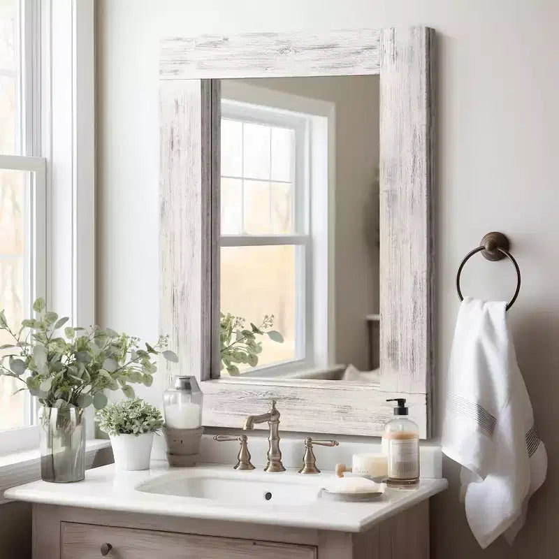 Lot de 2 miroirs muraux rectangulaires à suspendre avec cadre en bois massif brun de 91 cm de haut x 61 cm de large, à bord large et angle droit creux.