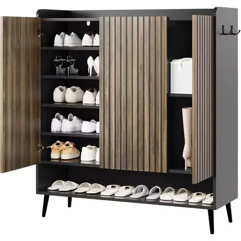 Acekool Armoire à chaussures 6 niveaux, organisateur d'entrée moderne noir sans poignée, 3 portes, crochets intégrés, étagère à chaussures spacieuse