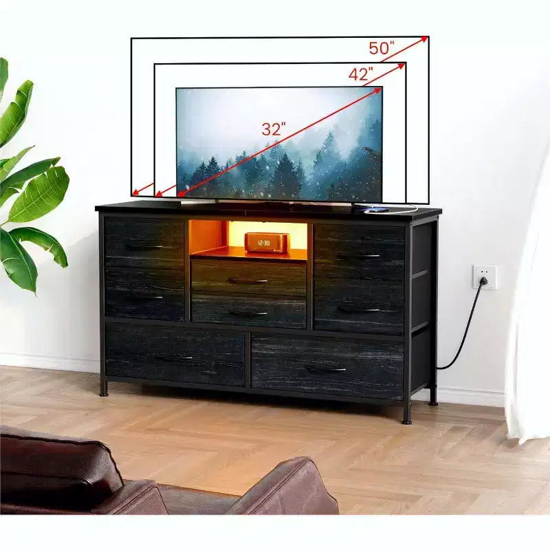 Meuble TV de 47,4 po avec prise de courant pour téléviseur de 55 po, commode de rangement à 8 tiroirs pour chambre à coucher, table console avec plateau en bois et 22 modes d'éclairage