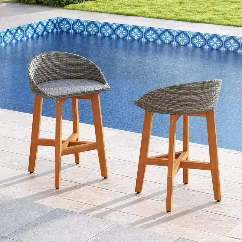 Costway Chaises de bar d'extérieur en rotin synthétique, lot de 2/4 tabourets de bar en bois d'acacia massif pour porche, marron/gris