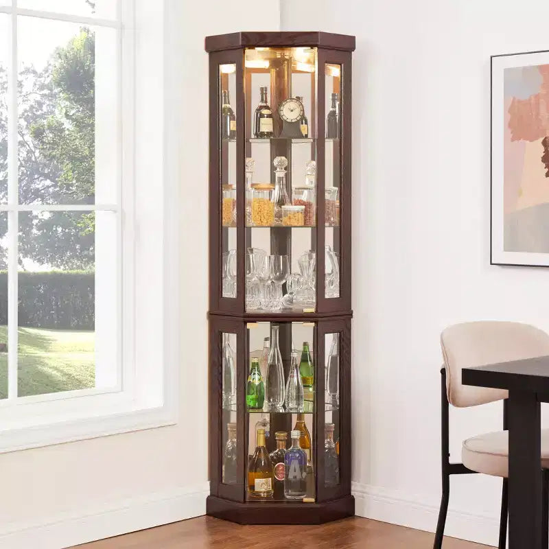 Vitrine d'angle éclairée de 69 pouces avec porte et étagères en verre trempé, vitrine d'exposition à LED, étagère de rangement murale incurvée pour bar et espace de rangement de spiritueux