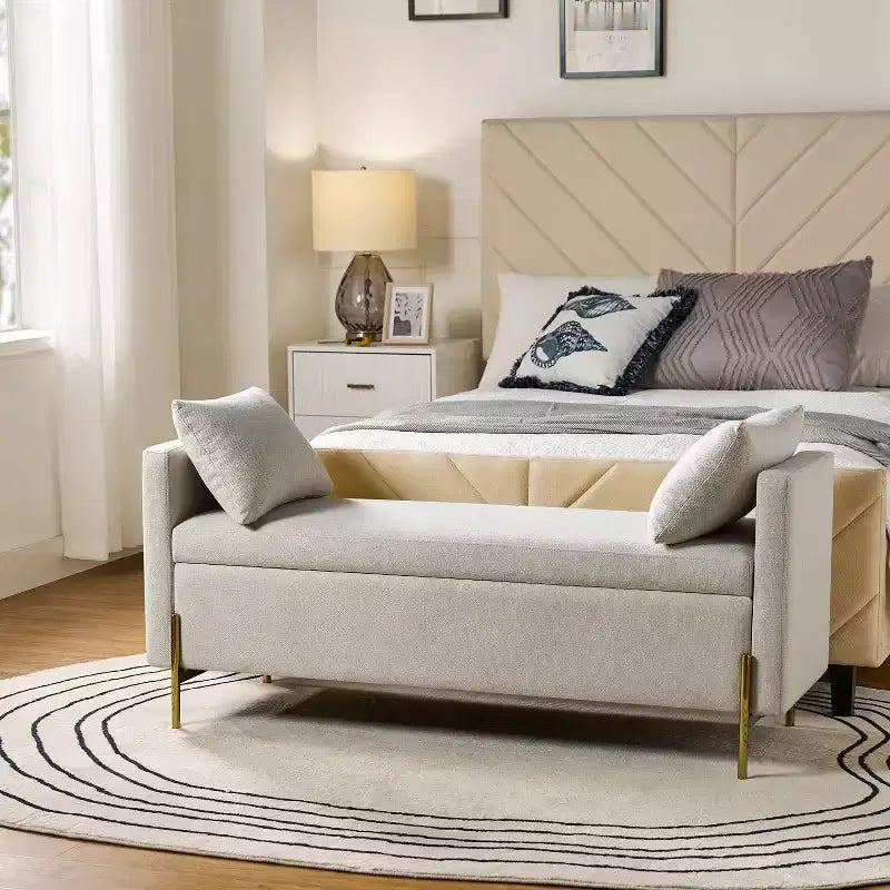 Banc de rangement capitonné rabattable Arrigo avec accoudoirs ART OF LIVING DESIGNS