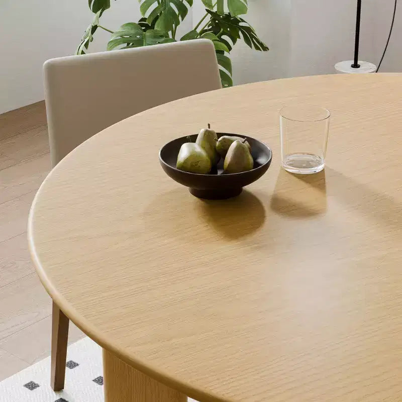 Table à manger circulaire de 42 pouces, couleur noyer, adaptée aux repas à plusieurs personnes simultanément, convient aussi bien aux salles à manger qu'aux salons