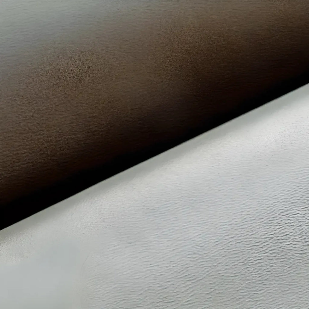Chaise de salle à manger à dossier incurvé en cuir noir