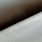 Chaise de salle à manger à dossier incurvé en cuir noir