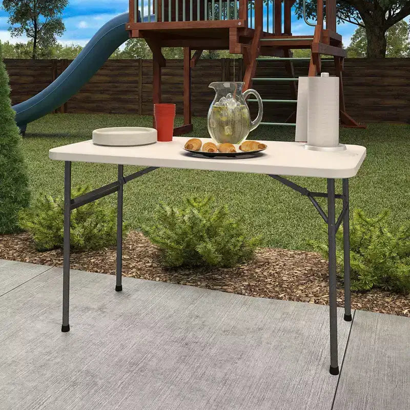 Table utilitaire multifonctionnelle pliante droite 4' blanche - Room & Joy : Bureau portable, utilisation intérieure/extérieure