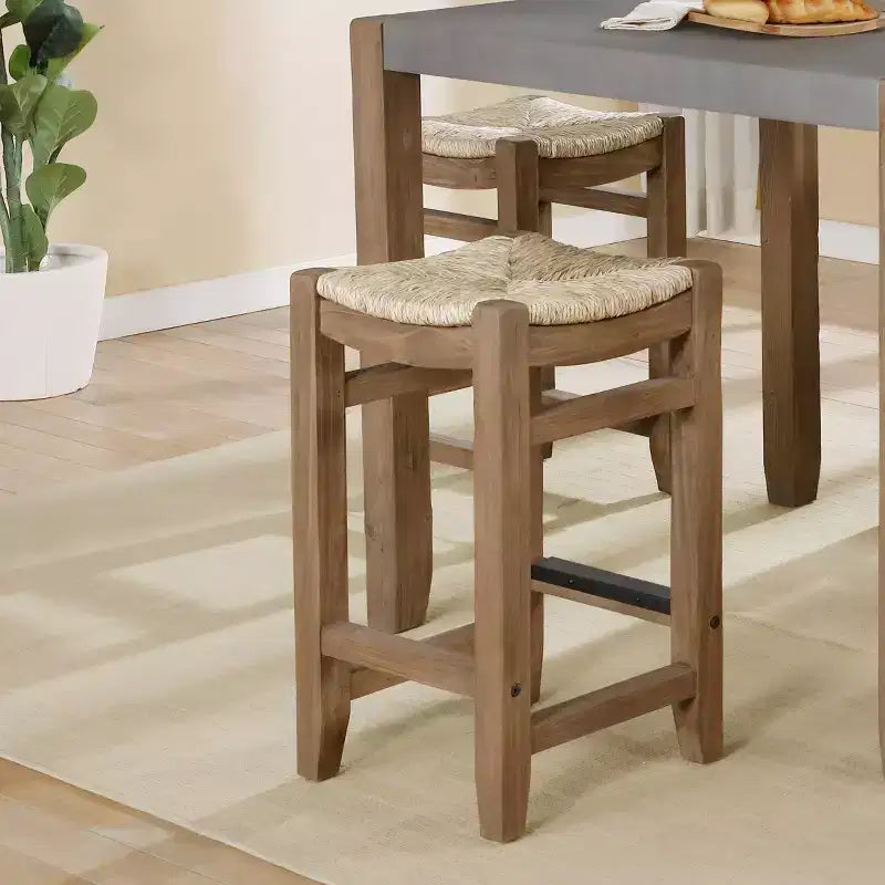 Tabouret de bar Davenport en bois hauteur comptoir 26 po ambre clair - Meubles Alaterre : industriel rustique, pieds en pin