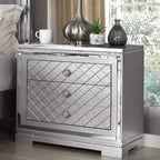 Ensemble de chambre Tenaya 6 pièces pour très grand lit californien, argent/gris - HOMES: Inside + Out : Design glamour, garnitures miroir, capitonnage à boutons