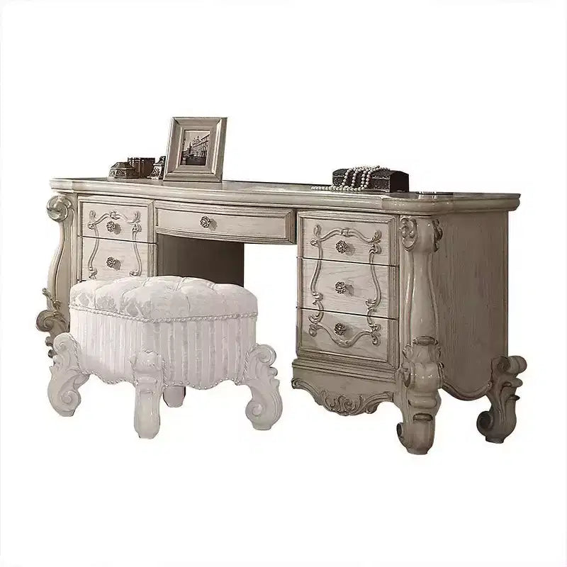 Coiffeuse Versailles 67 po Blanc cassé - Acme Furniture : d'inspiration européenne, 7 tiroirs, sans miroir