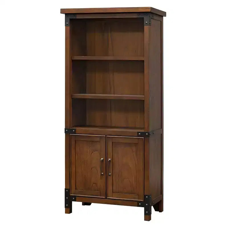 Bibliothèque Addison de 72 po avec portes inférieures auburn - Martin Furniture : Design industriel, roulettes en fer