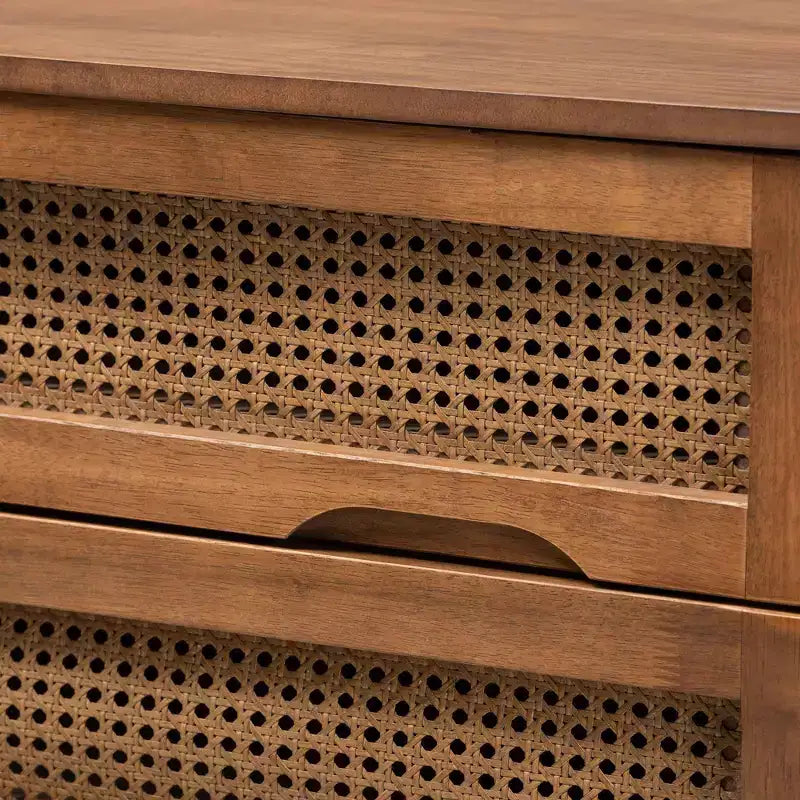 Commode Barrett en bois et rotin synthétique : 4 tiroirs de rangement pour chambre à coucher - Baxton Studio