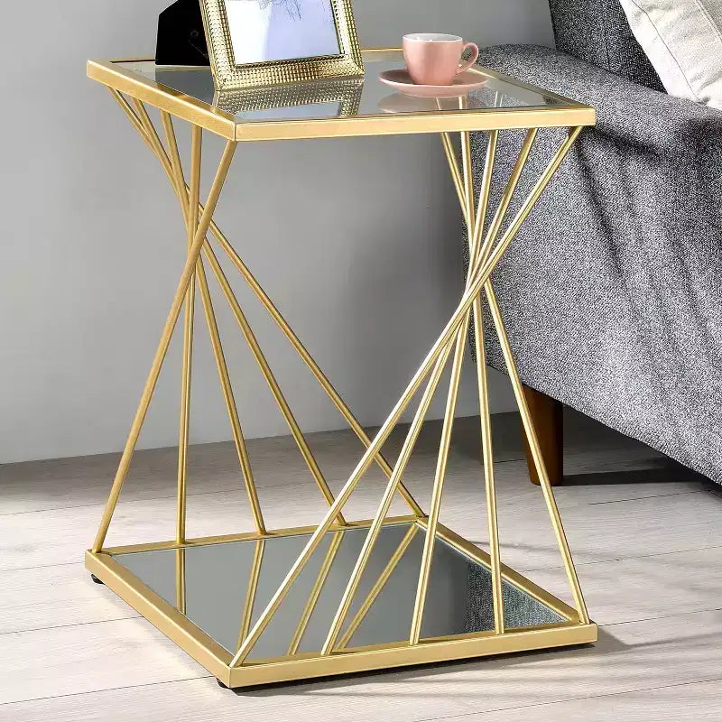 Table d'appoint Rathlin 24/7 Shop At Home avec plateau en verre, coloris doré