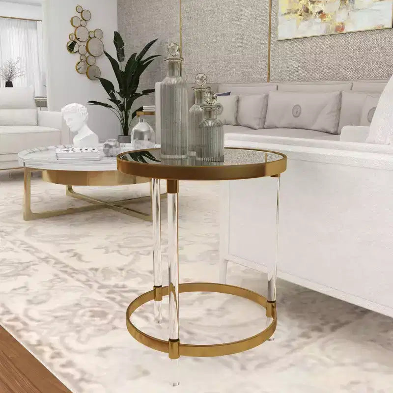 Table d'appoint contemporaine en acrylique doré - Olivia & May