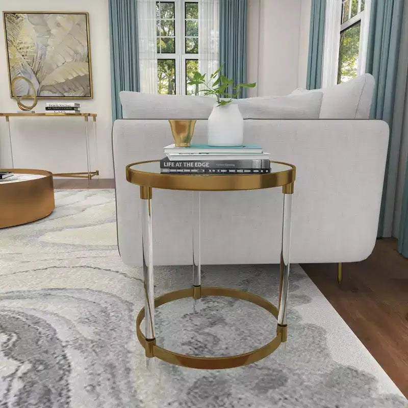 Table d'appoint contemporaine en acrylique doré - Olivia & May