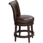 55 Downing Street Addison Tabouret de bar pivotant en noyer marron 26 po de hauteur traditionnel avec coussin en cuir couleur moka et dossier, repose-pieds pour comptoir de cuisine