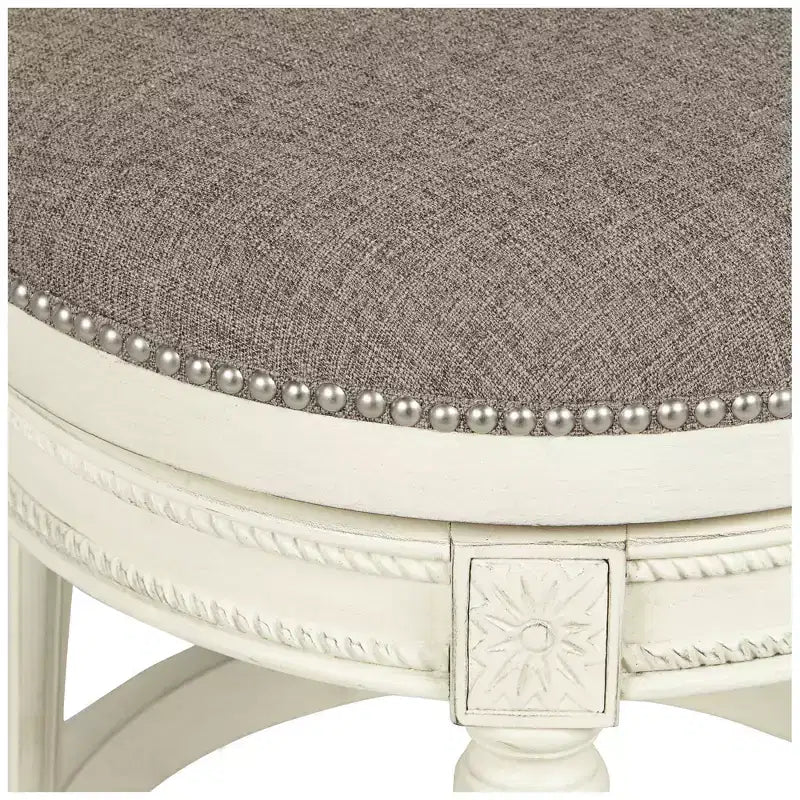 55 Downing Street Tabouret de bar pivotant Oliver Wood blanc 76,2 cm de haut avec coussin défilant traditionnel en étain avec dossier et repose-pieds pour hauteur de comptoir de cuisine