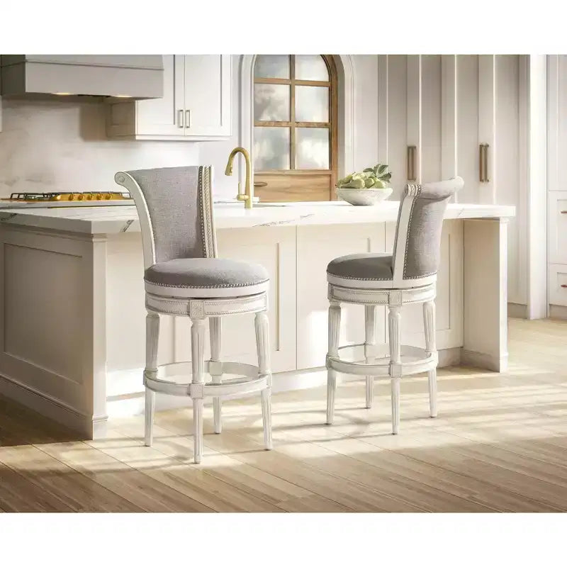 55 Downing Street Tabouret de bar pivotant Oliver Wood blanc 76,2 cm de haut avec coussin défilant traditionnel en étain avec dossier et repose-pieds pour hauteur de comptoir de cuisine