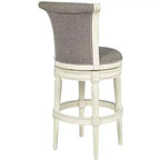 55 Downing Street Tabouret de bar pivotant Oliver Wood blanc 76,2 cm de haut avec coussin défilant traditionnel en étain avec dossier et repose-pieds pour hauteur de comptoir de cuisine