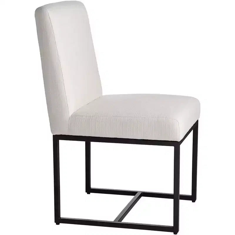 Chaise de salle à manger 55 Downing Street Myles en tissu blanc cassé et métal noir