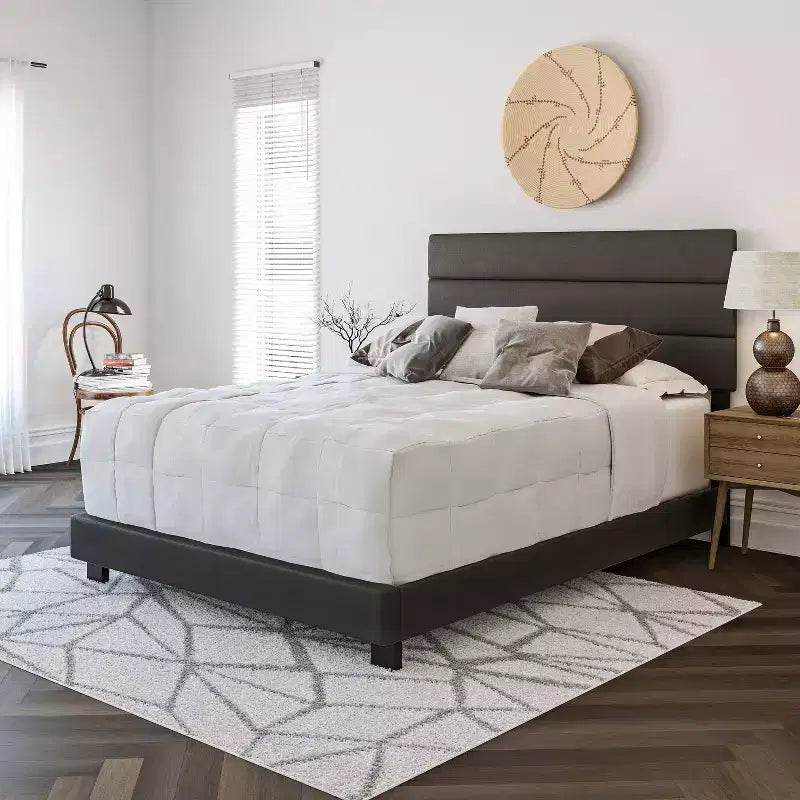 Lit plateforme rembourré en similicuir Caprice - Eco Dream