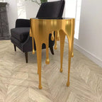 Table d'appoint contemporaine en aluminium fondu - Olivia & May