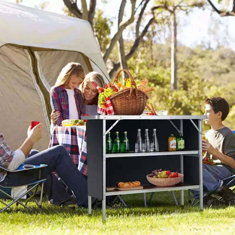 Table de camping pliante Costway, table de pique-nique portable en aluminium avec étagères à 2 niveaux, noir/café