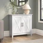 Meuble de rangement à 2 portes de style ferme avec motifs en X et étagère réglable – Gris Cape Cod / Gris délavé / Chêne blanc pur, pour 1 personne