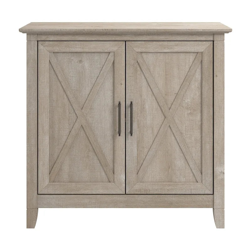 Meuble de rangement à 2 portes de style ferme avec motifs en X et étagère réglable – Gris Cape Cod / Gris délavé / Chêne blanc pur, pour 1 personne