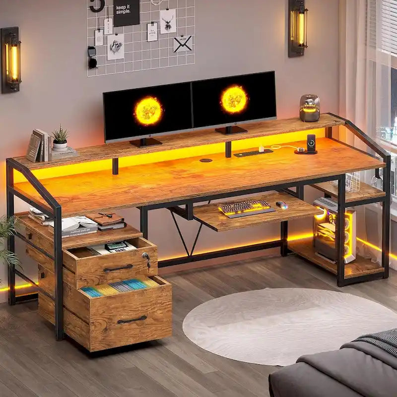 Bureau d'ordinateur d'angle 160 cm (63 po) avec lumières DEL, prise de courant, tiroir classeur et tablette pour clavier – Pour une personne – Brun/Gris/Noir