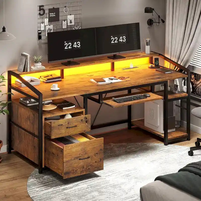 Bureau d'ordinateur d'angle 160 cm (63 po) avec lumières DEL, prise de courant, tiroir classeur et tablette pour clavier – Pour une personne – Brun/Gris/Noir