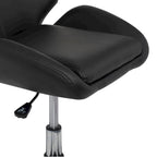 Chaise de bureau pivotante en similicuir réglable avec piètement chromé 5 branches et pivotement à 360° – Argent / Noir, pour 1 personne