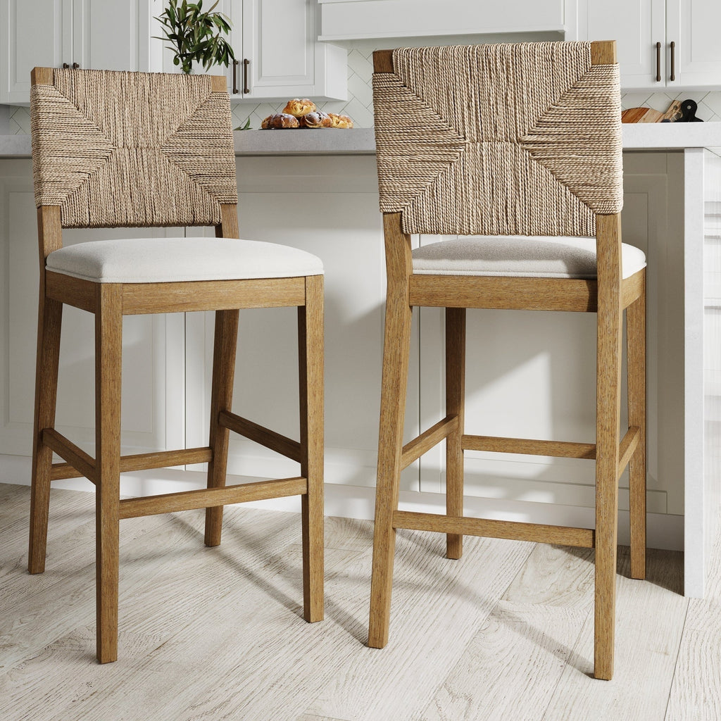 Tabouret de bar Beacon Bohemian Boucle, Chaise de comptoir rembourrée avec structure en bois massif et dossier en jonc de mer tressé